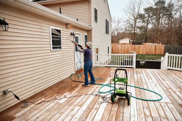 Fence Pressure Washing in Leesburg, VA